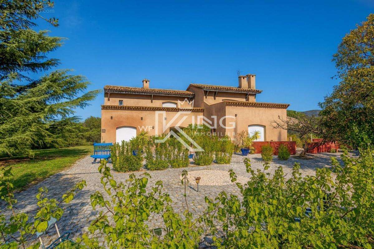 Propriété d'exception à Sainte-Maxime – 21 hectares - photo 2
