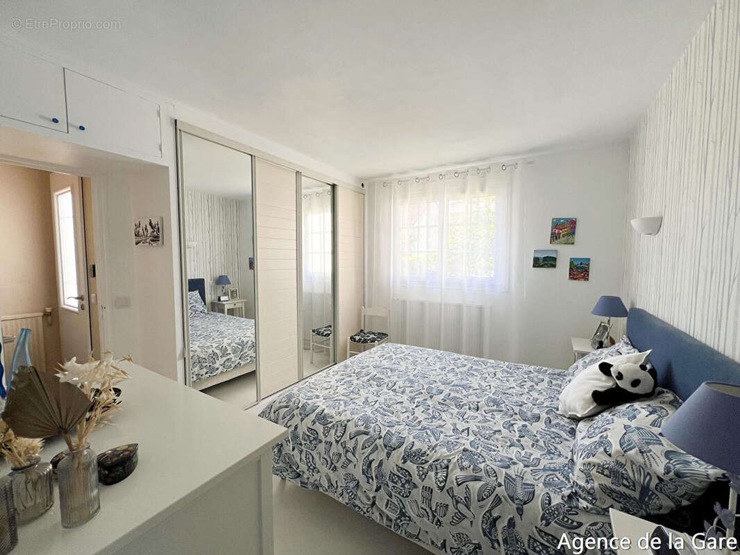 Maison à HOUILLES