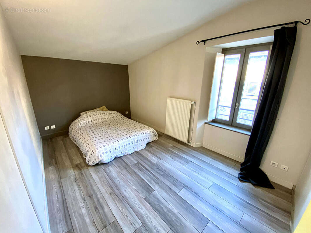 Maison à CLERMONT-FERRAND