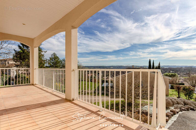 Maison à SAINT-ASTIER