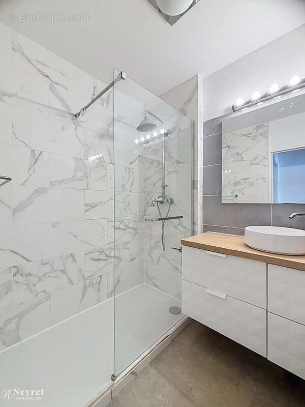 Appartement Lyon 7 - T3 68m2 - 2 chambres - balcon - photo 7