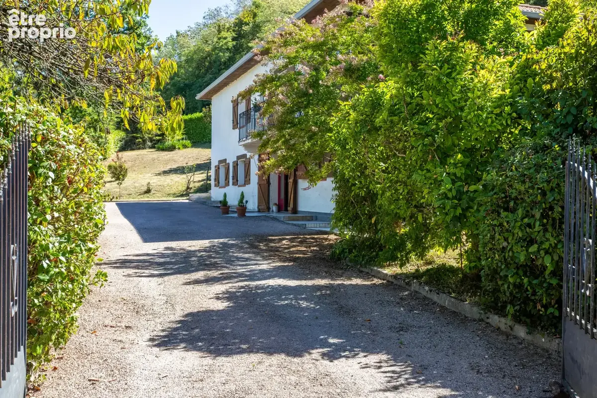 Maison de campagne avec annexe et piscine - photo 2