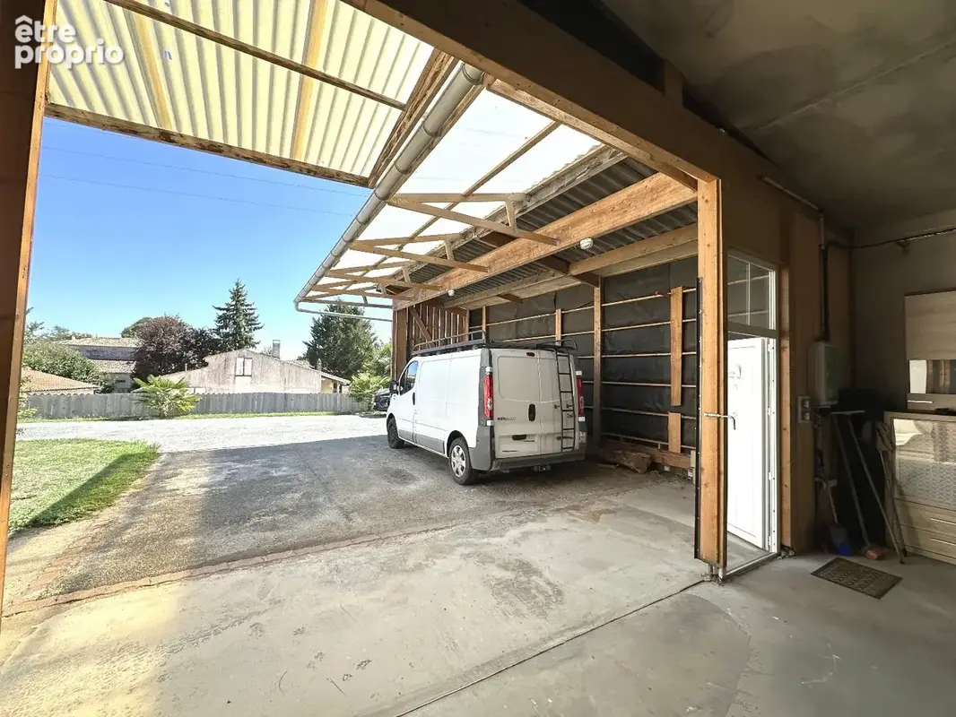 Maison plain-pied 139 m²  4 chambres  Terrain 2 000 m² & 2 grands garages à 15 min de Saintes - photo 10