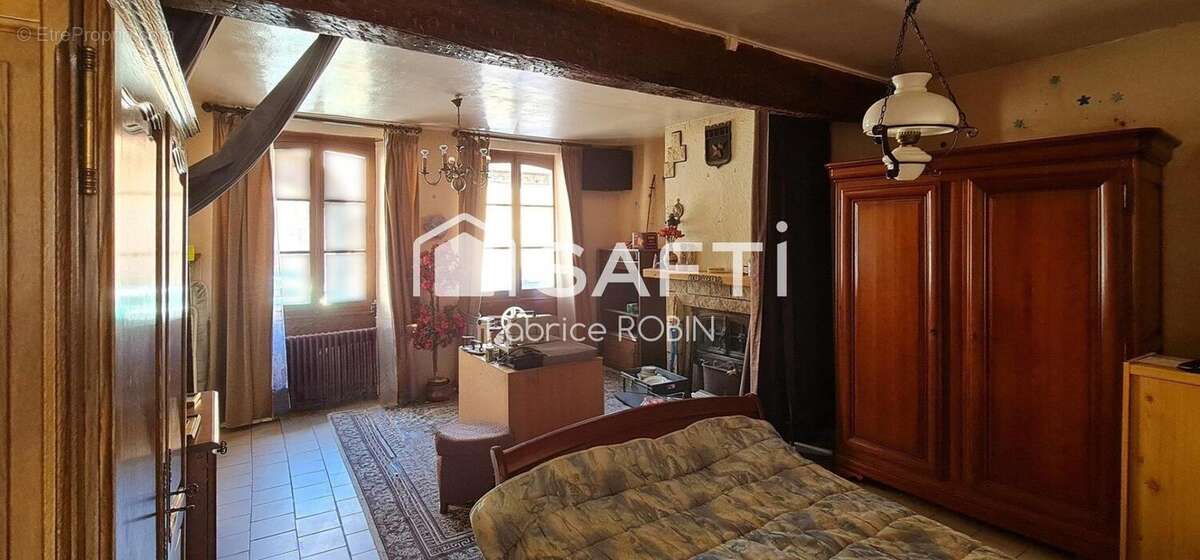 Photo 3 - Maison à RIGNY-LE-FERRON