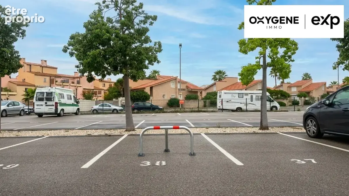 Parking à SAINT-CYPRIEN