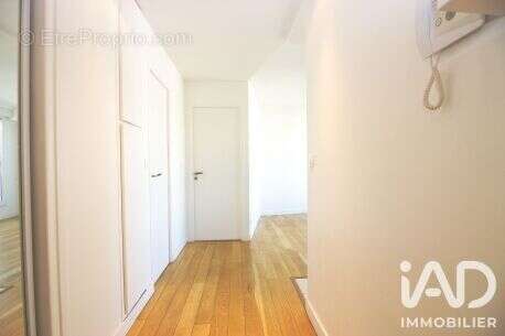 Appartement 30 m² à Neuilly-Sur-Seine  - photo 4