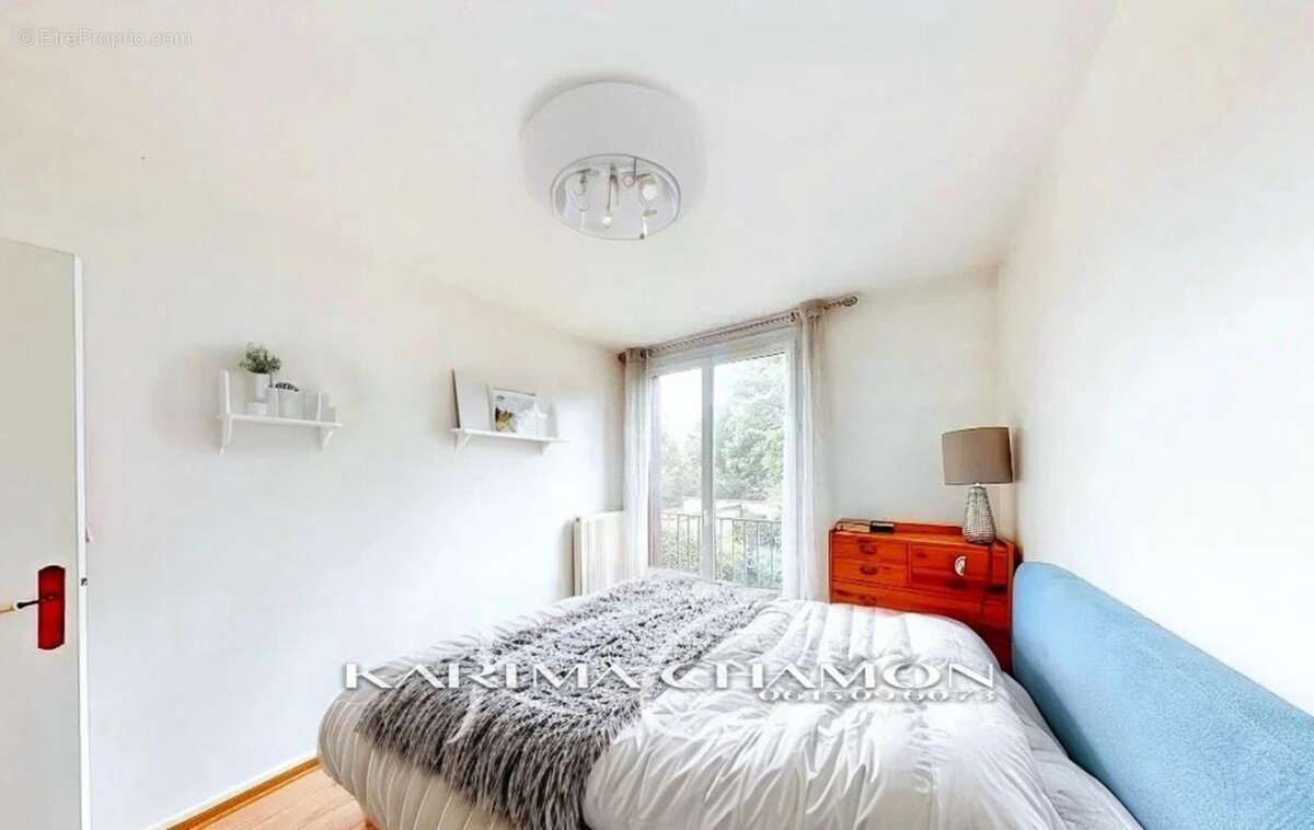 Appartement à SAINT-MAUR-DES-FOSSES