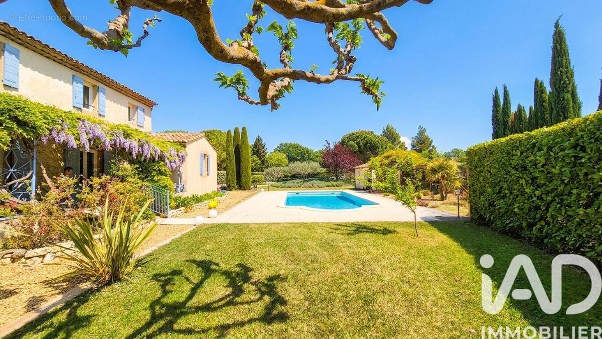 Photo 1 - Maison à SAINT-CANNAT