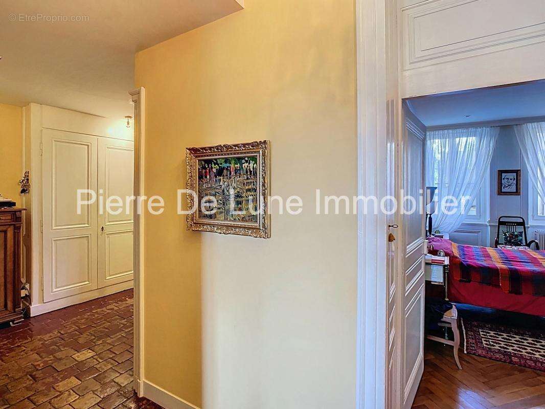 Appartement à LYON-1E