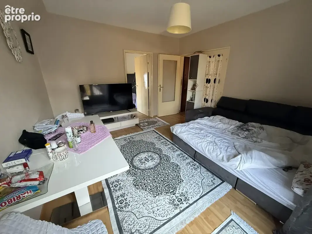 Strasbourg - Pour investisseurs ! F2 loué 48m2 balcon, cave et parking - photo 6