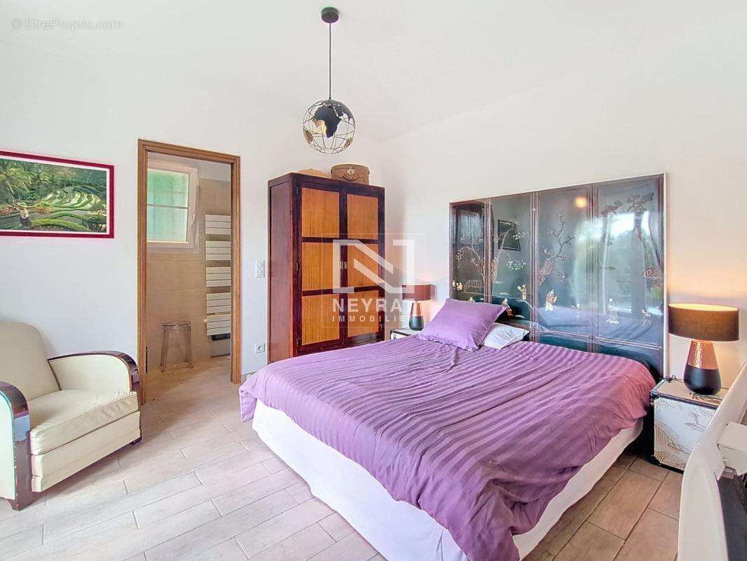 Maison à MONTAUROUX