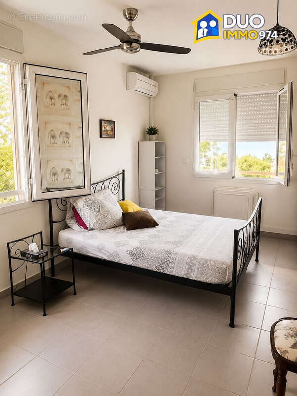 Appartement 85 m² à Saint-Paul  - photo 5