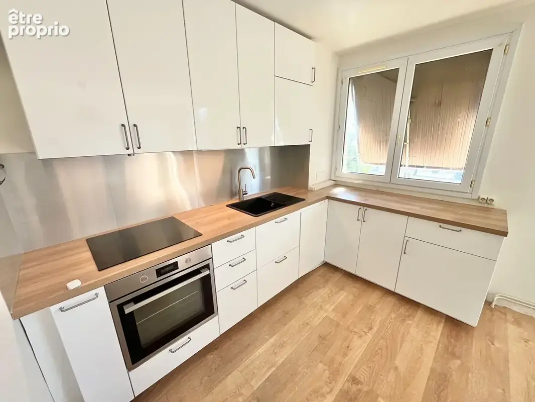 Appartement à SAINT-CYR-SUR-LOIRE