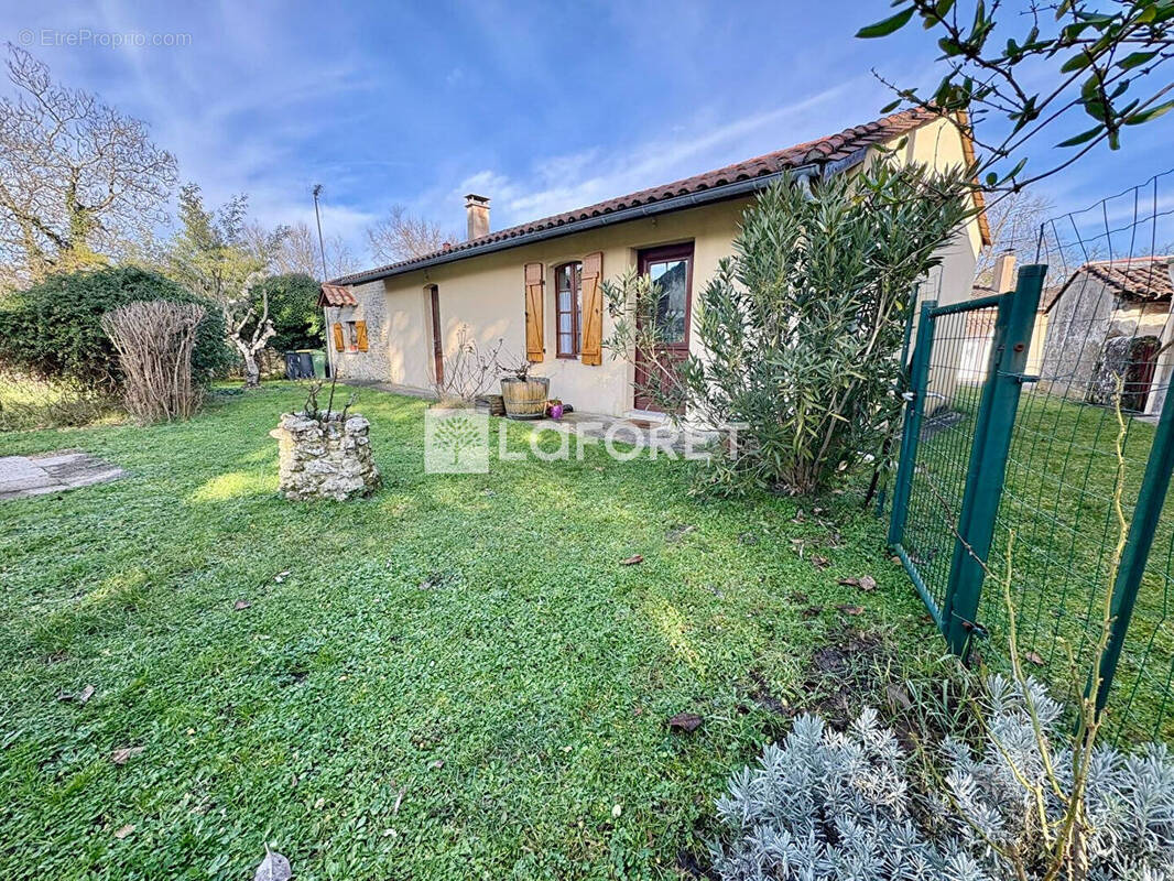 Maison à SAINT-LAURENT-MEDOC