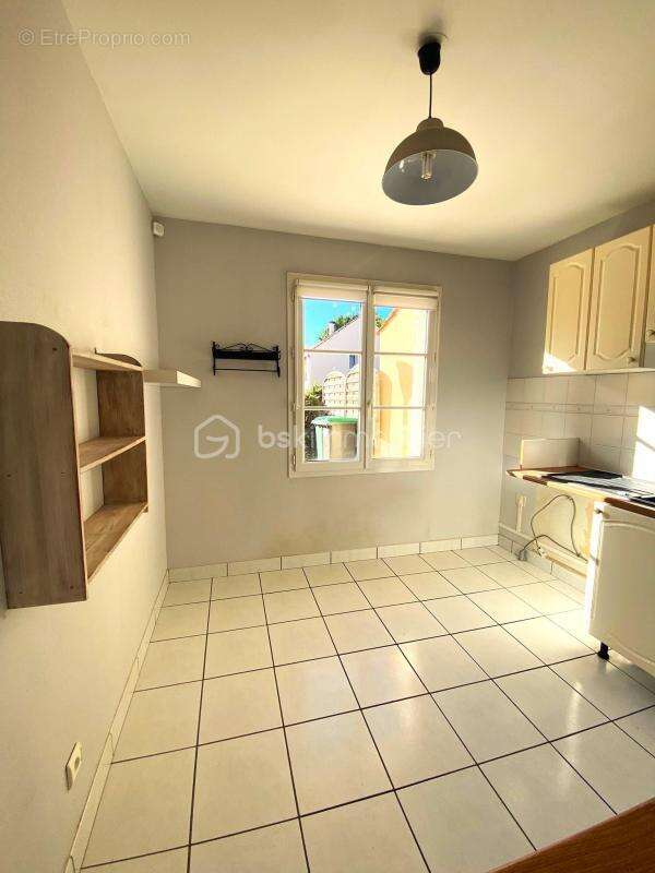 Maison à SAINT-GERMAIN-LES-ARPAJON