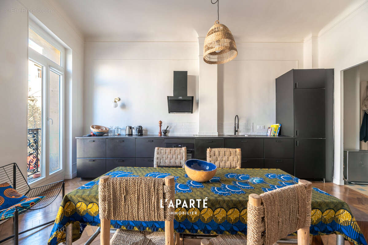 Appartement à MARSEILLE-6E