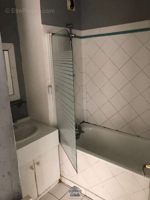 Appartement à MARSEILLE-1E