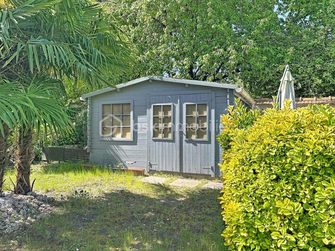 Appartement à CORBEIL-ESSONNES