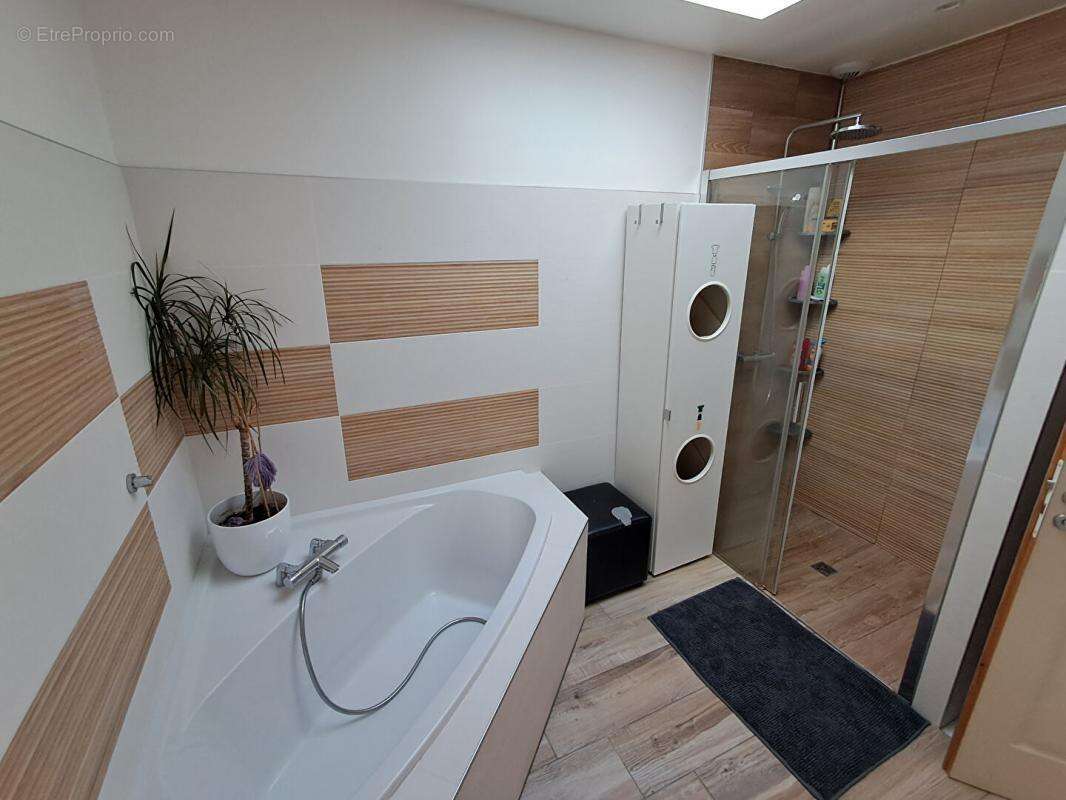 Maison à NOROY-LE-BOURG