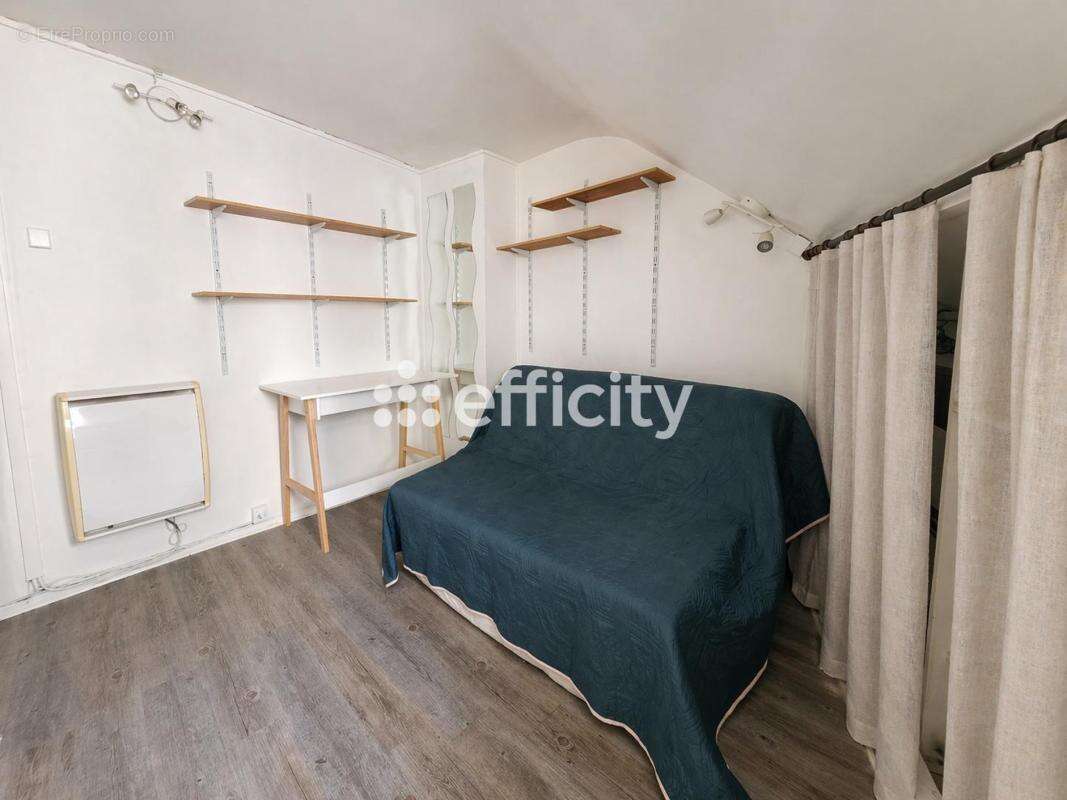 Appartement à PARIS-9E