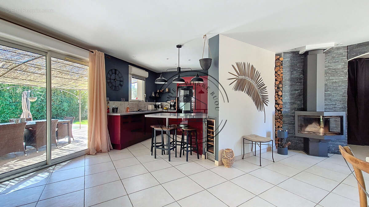 Maison à CHEVAL-BLANC