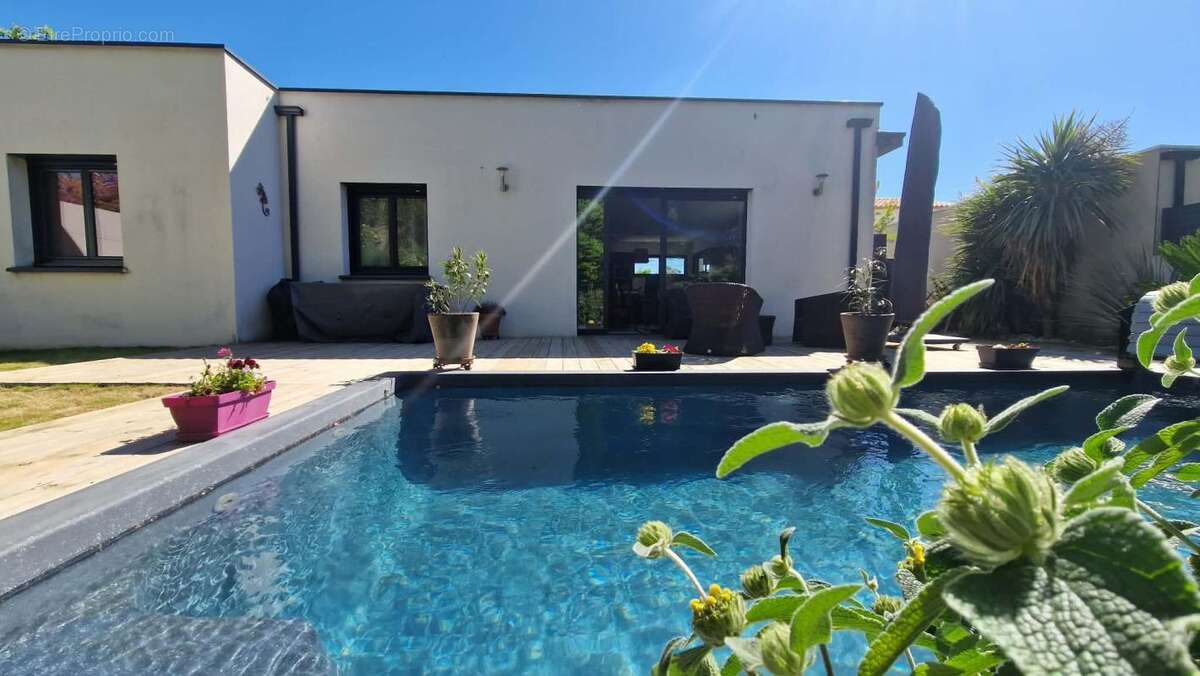 Maison à MEZE