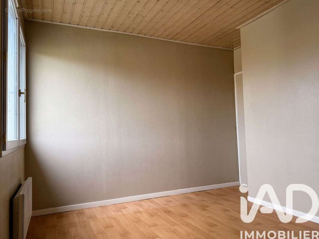 Photo 4 - Maison à VENANSAULT