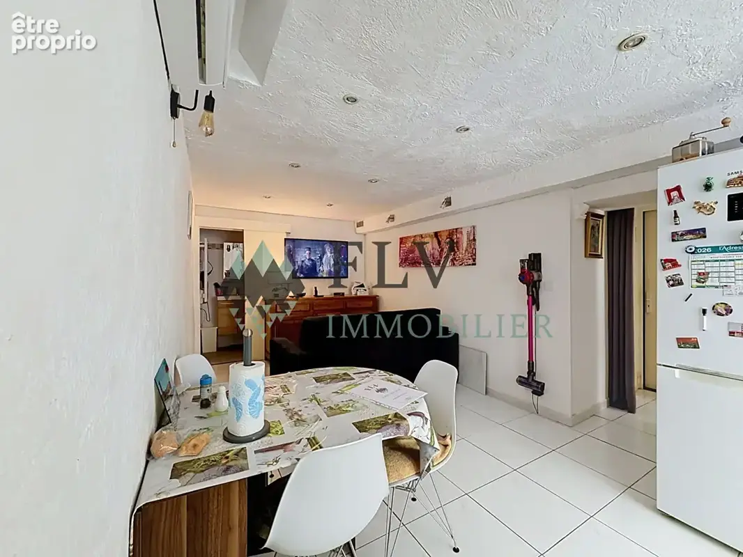 À vendre Appartement avec dépendances atypiques - photo 7
