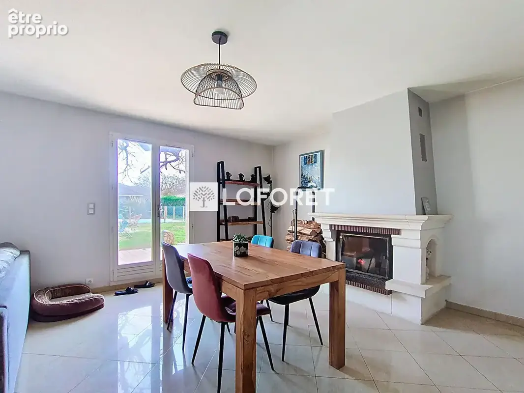 Maison 4 pièce(s) 95 m2 avec piscine et dépendance - photo 4