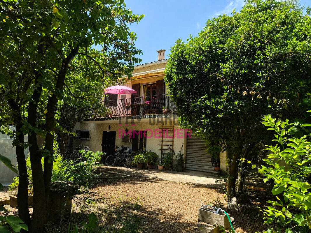 Maison à AVIGNON