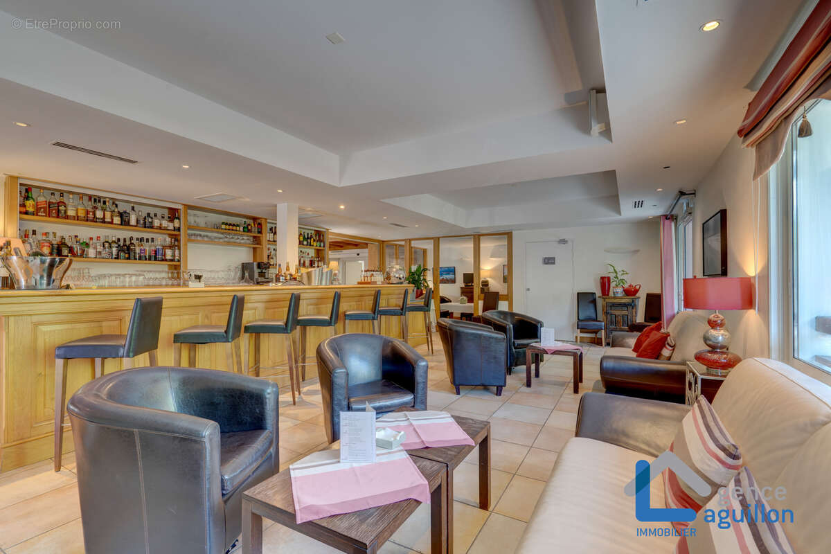 Hotel - restaurant a vendre au pays basque a biriatou -2300m2 - photo 5