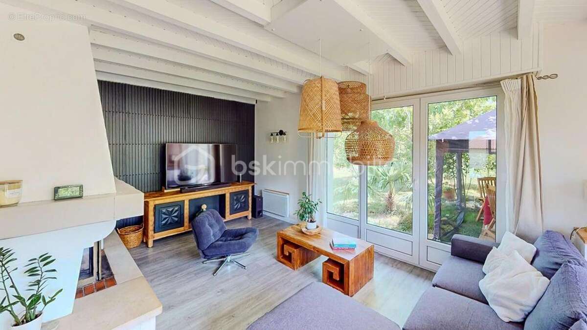 Maison à LAHONCE