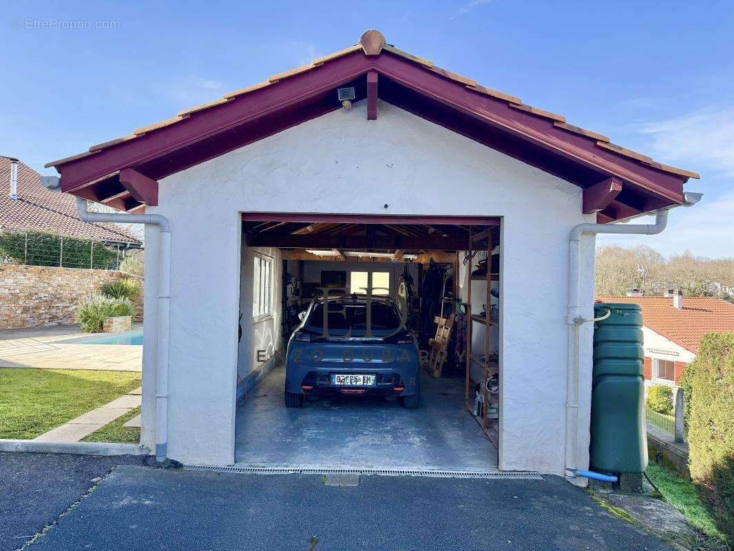 Maison à BASSUSSARRY