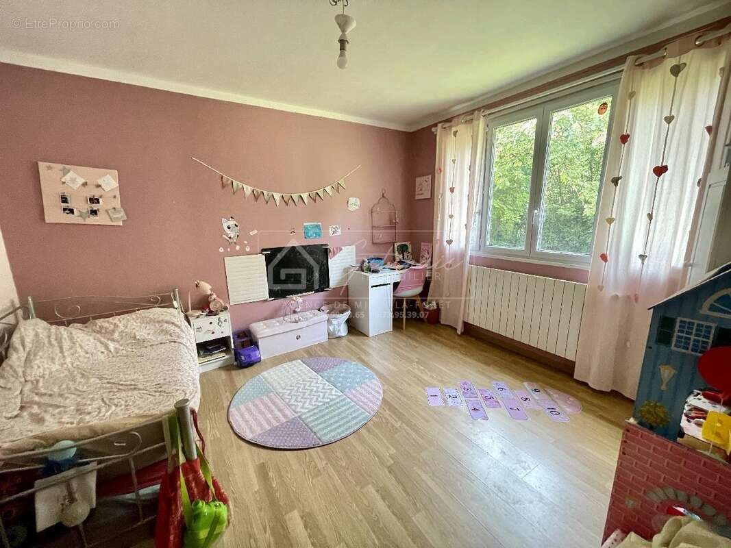 Maison à MILLY-LA-FORET