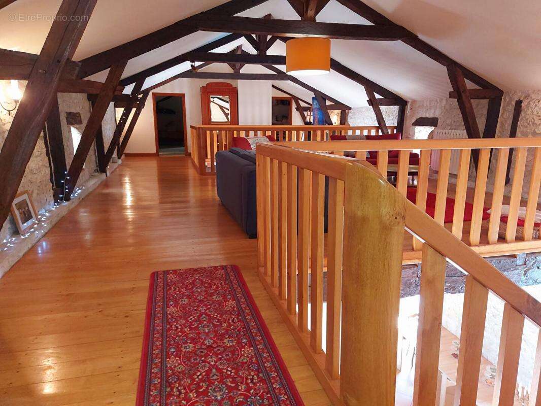 Maison à LAROQUE-TIMBAUT