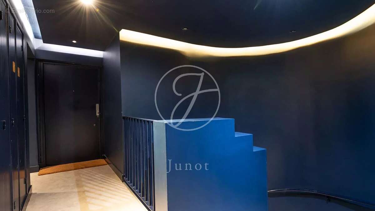 Appartement à PARIS-19E