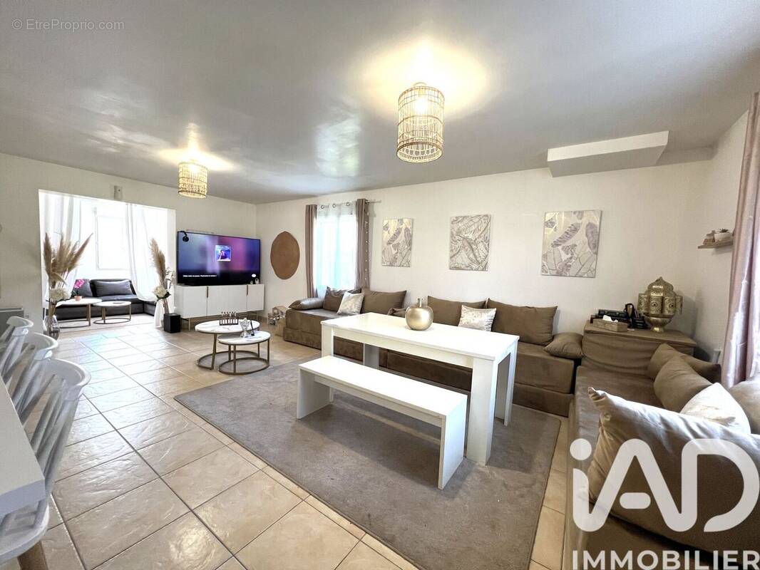 Photo 1 - Maison à SAINT-SULPICE-ET-CAMEYRAC