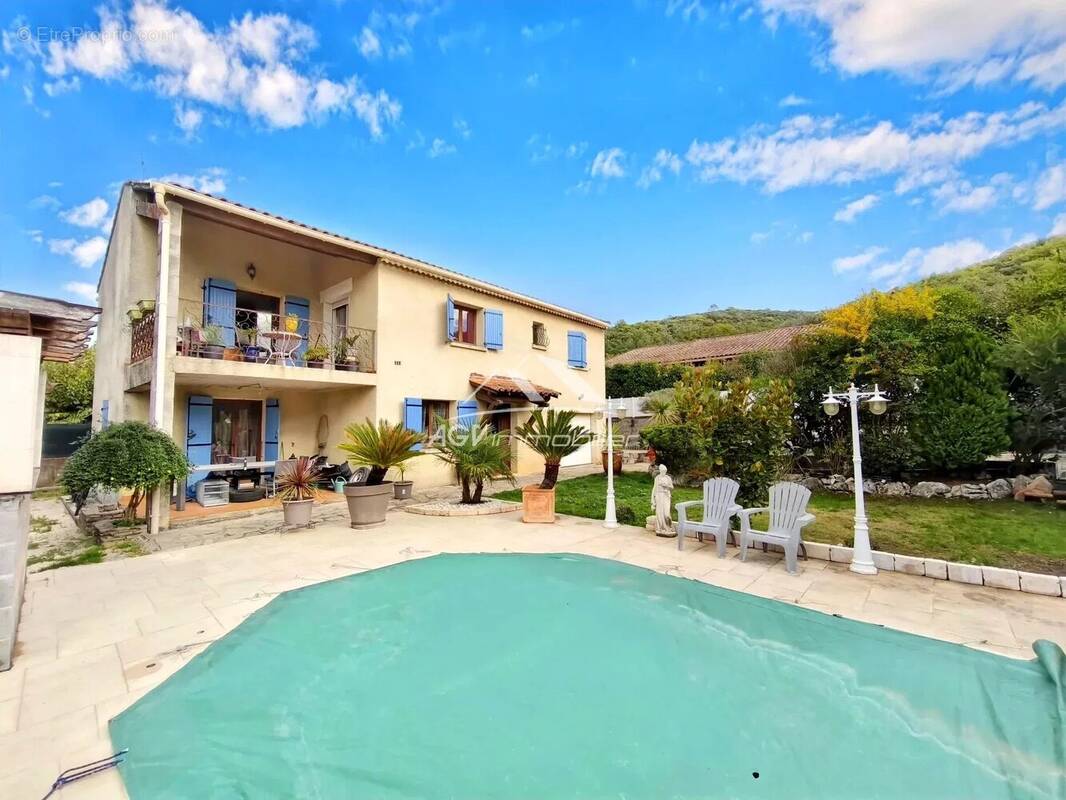 Maison à SAINT-MARTIN-DE-VALGALGUES