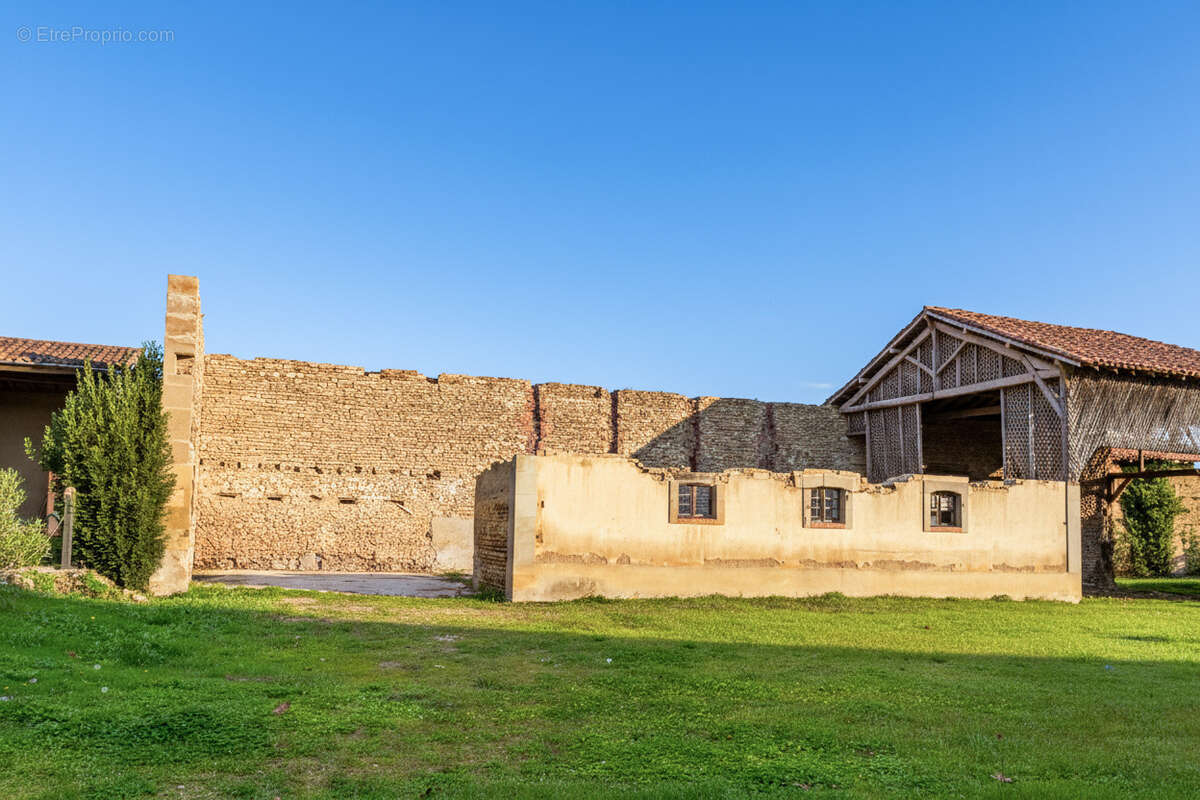Maison à CASTELNAU-MAGNOAC