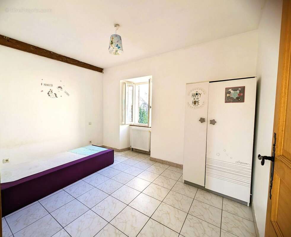 Chambre 2 - Maison à MONTAYRAL