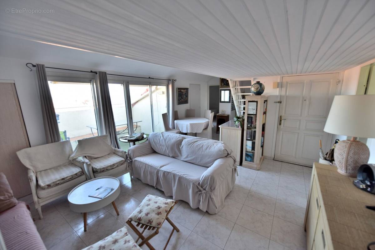 Appartement à L'ILE-ROUSSE