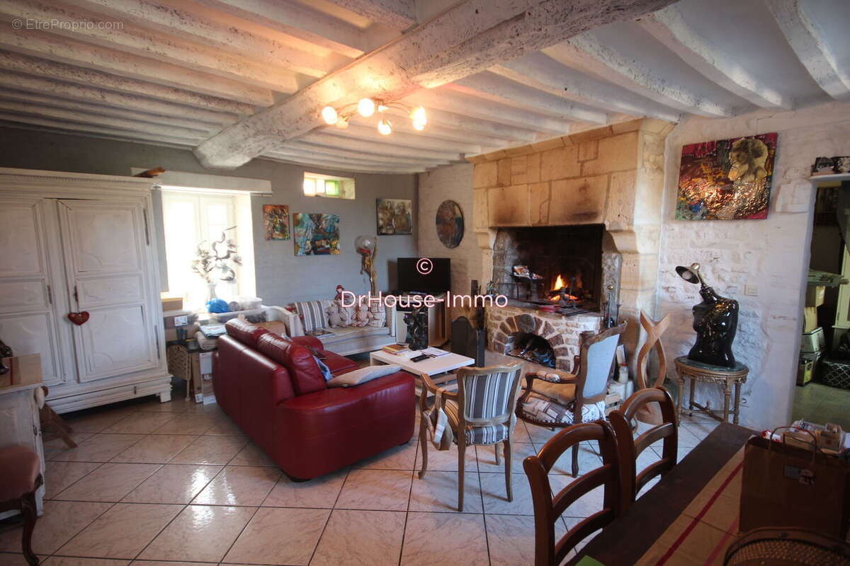 Maison à PORT-EN-BESSIN-HUPPAIN