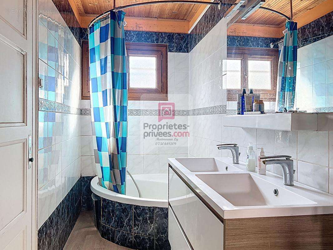 Maison à ALBERTVILLE