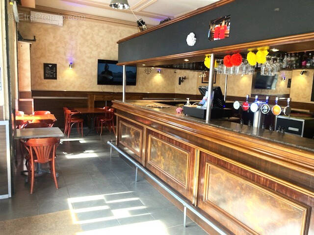 Commerce à MONTBLANC