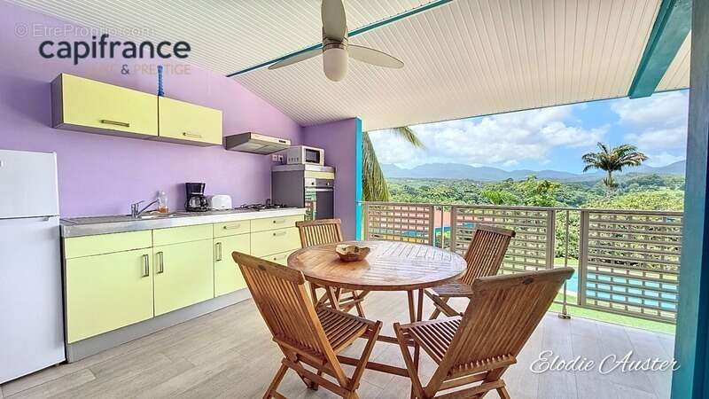 Maison à PETIT-BOURG