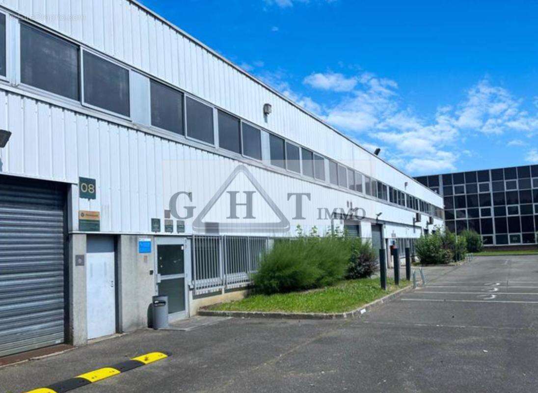 Commerce à BUC