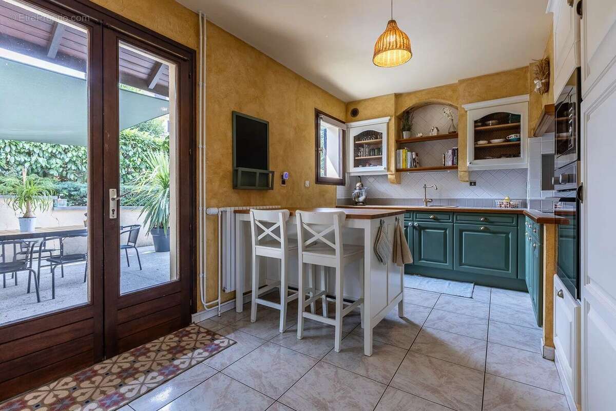 Maison à BOUVESSE-QUIRIEU