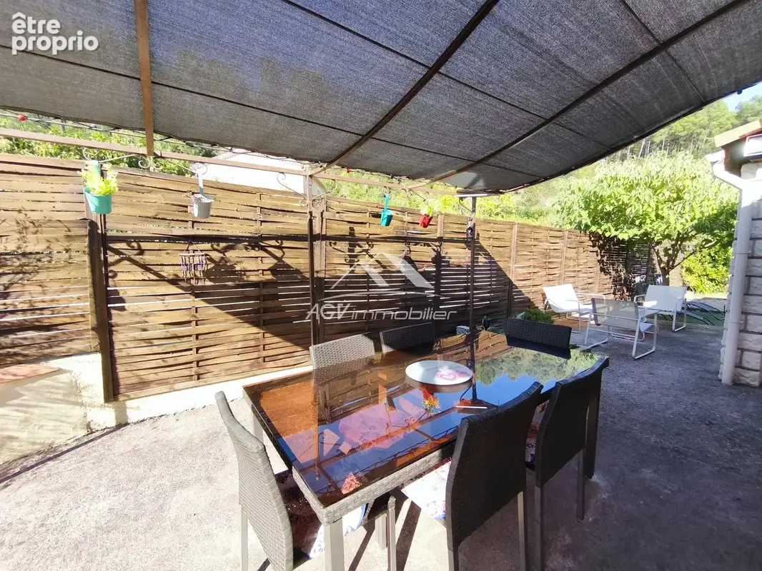 Maison de plain pied avec piscine, 3 chambres + 1 bureau - photo 14