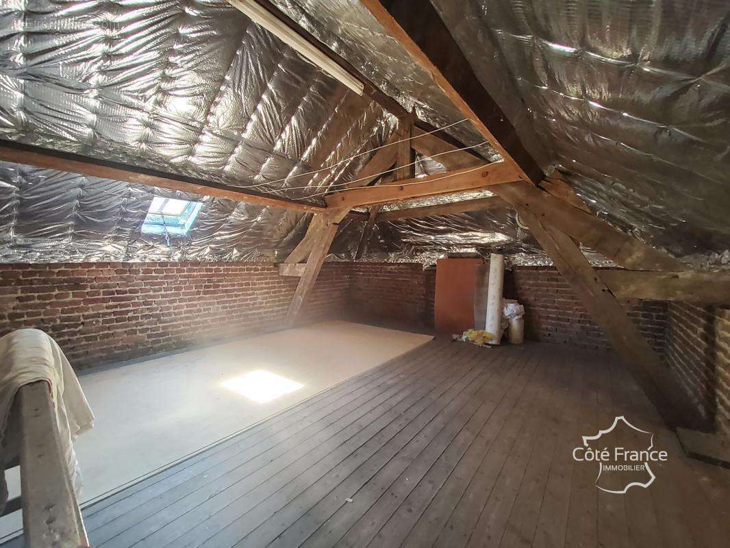 À vendre   Maison mitoyenne avec trois chambres et un  grand - photo 9