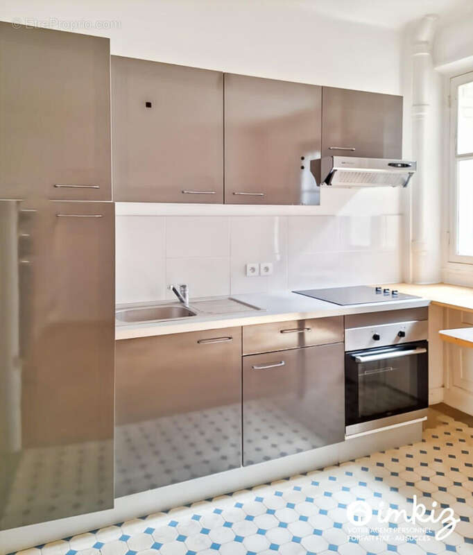 Appartement à PARIS-15E